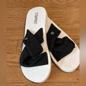 Esprit Flip flop Sandals Size 8 (39 EU) black and white cross strap
